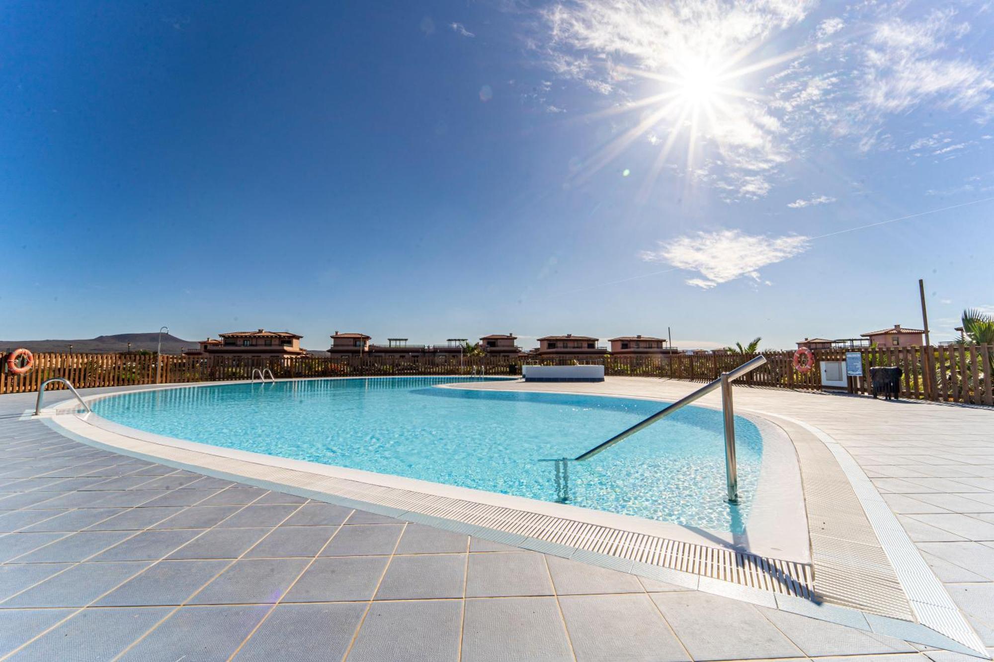 Sunshine Apartment ลาคาเรส ภายนอก รูปภาพ